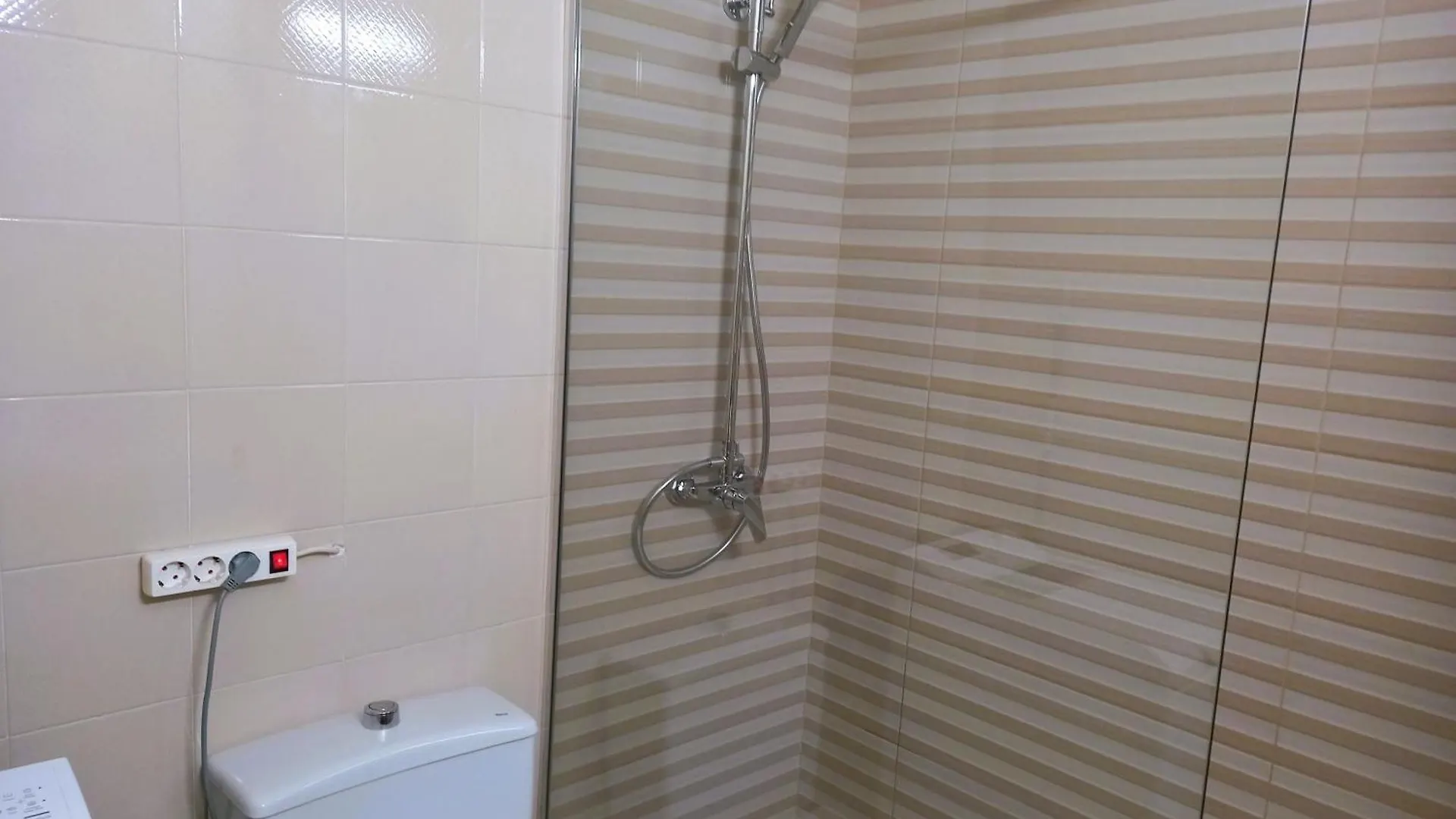 Cousy Holiday Apartment In Sunny Golf Del Sur San Miguel de Abona