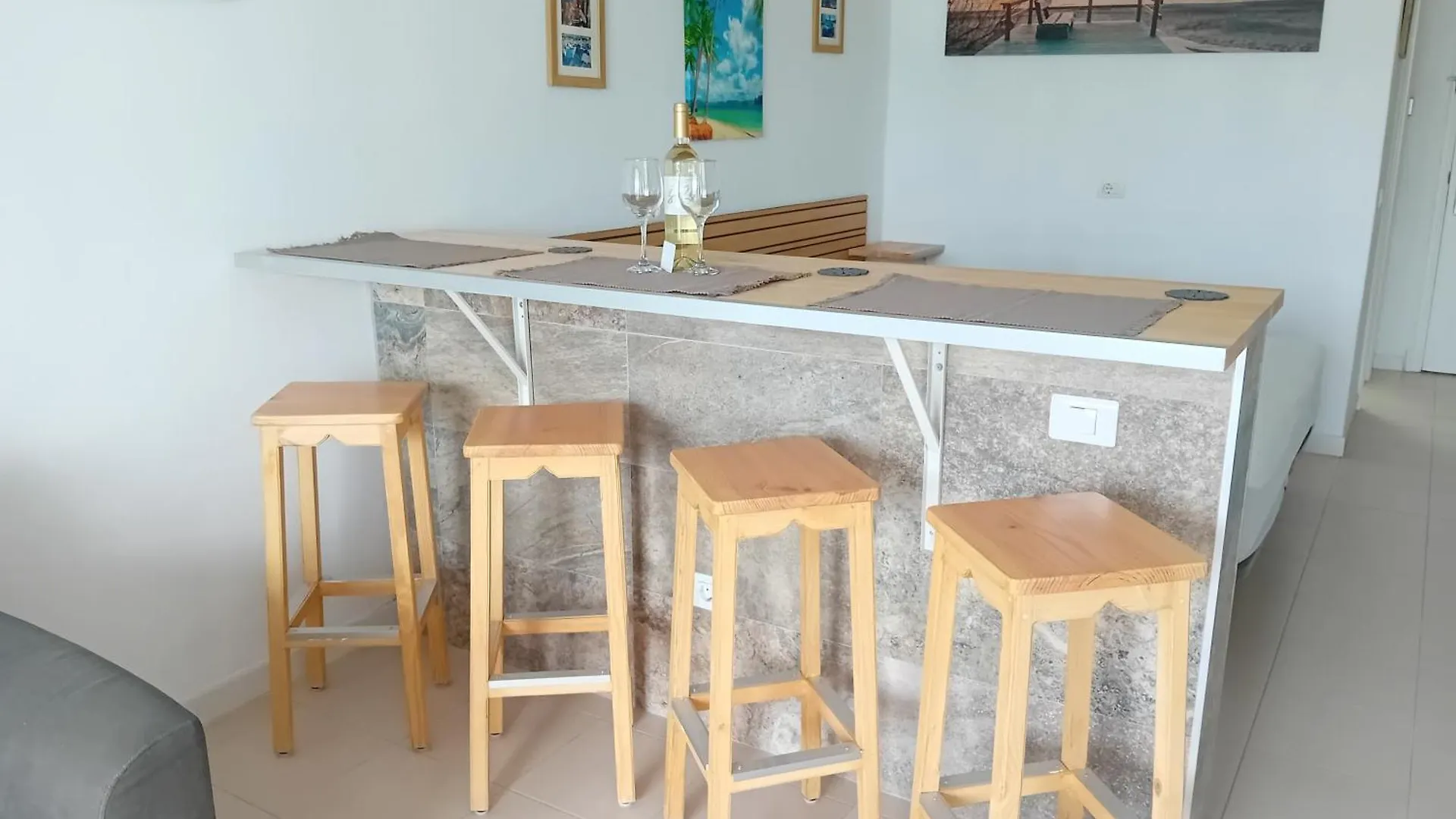 Cousy Holiday Apartment In Sunny Golf Del Sur San Miguel de Abona