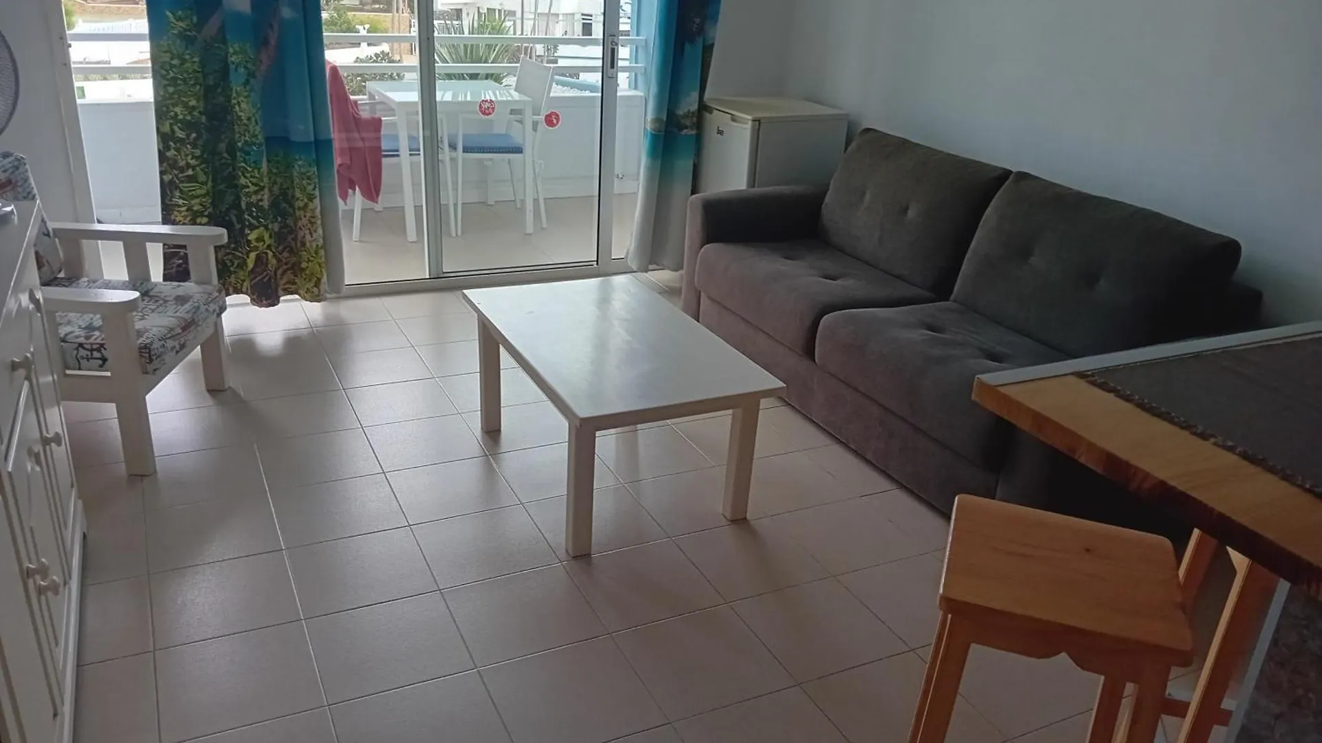 Cousy Holiday Apartment In Sunny Golf Del Sur San Miguel de Abona